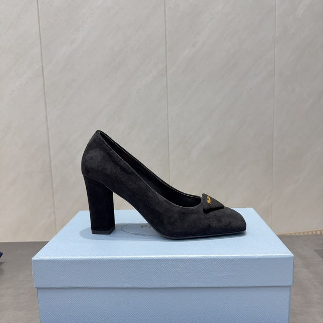 PRADA 26S SQUARE TOE HIGH HEELS 85MM IN BLACK SUEDE WITH LOGO