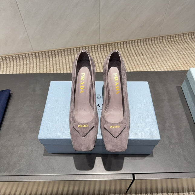 PRADA 26S SQUARE TOE HIGH HEELS 85MM IN TAUPE BROWN SUEDE WITH LOGO
