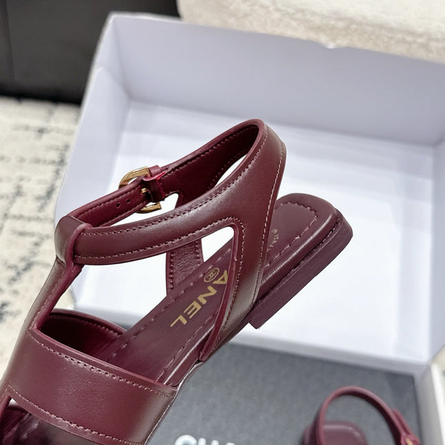 CHANEL 26S SANDALS IN DARK RED CALFSKIN WITH GOLD HARDWARE