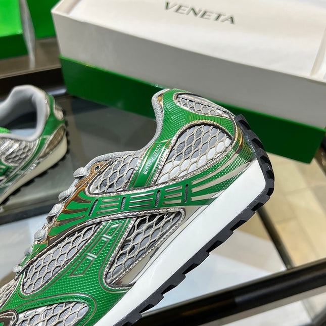 BOTTEGA VENETA 26S ORBIT SNEAKERS IN SILVER AND GREEN TECHNICAL MESH