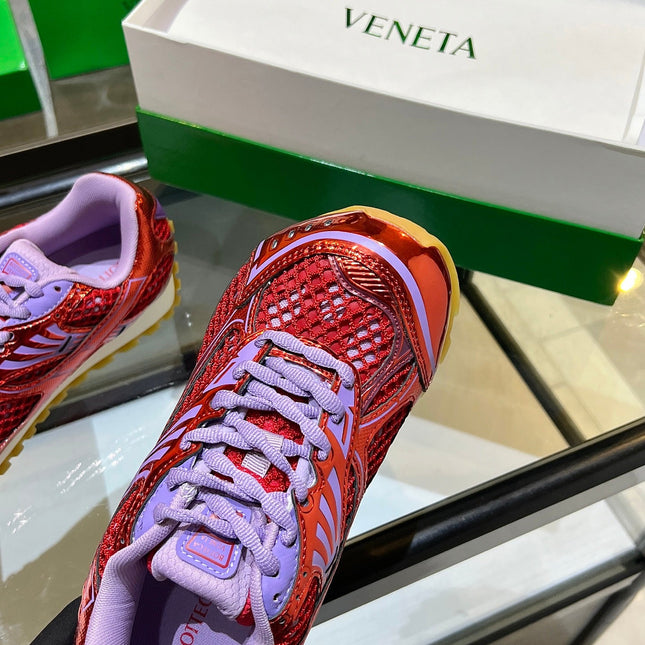BOTTEGA VENETA 26S ORBIT SNEAKERS IN RED AND PURPLE TECHNICAL MESH