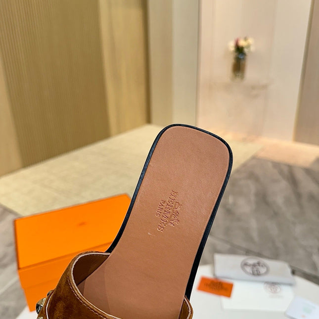 HM 26S GIULIA SANDAL IN CARAMEL BROWN SUEDE AND CALFSKIN SILVER HARDWARE