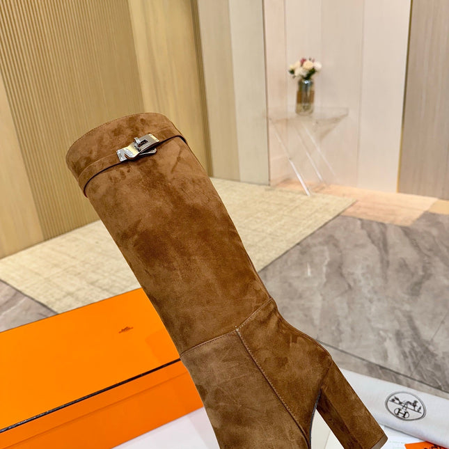 HM 25S KELLY KNEE-HIGH BOOTS IN BROWN SUEDE WITH SILVER HARDWARE