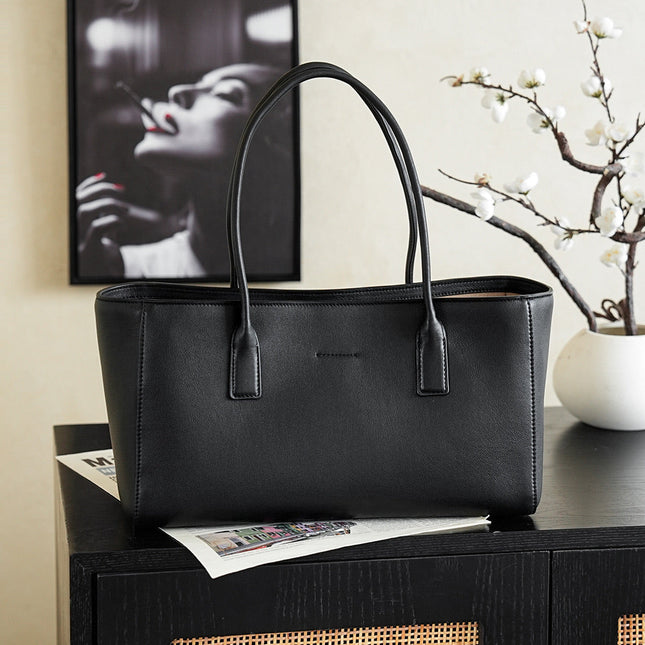 CHANEL 26S CERF TOTE BAG 39 IN BLACK CALFSKIN GOLD HARDWARE