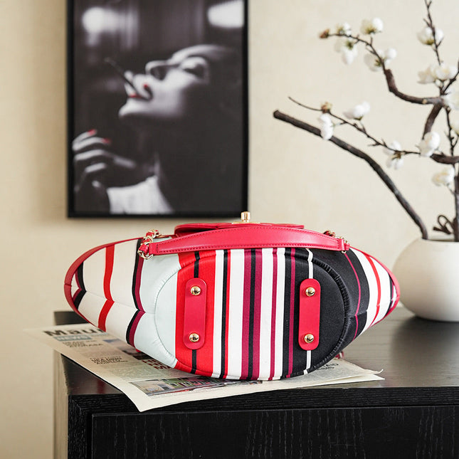 CHANEL 26S TOTE BAG 41 IN RED MULTICOLOR CANVAS AND CALFSKIN GOLD HARDWARE