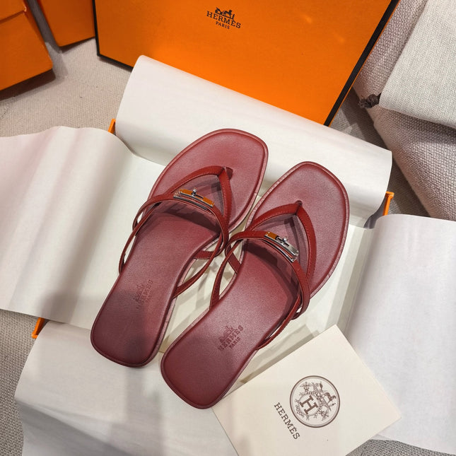 HM 26S KELLY BUCKLE THONG SANDALS IN DARK RED CALFSKIN SILVER HARDWARE