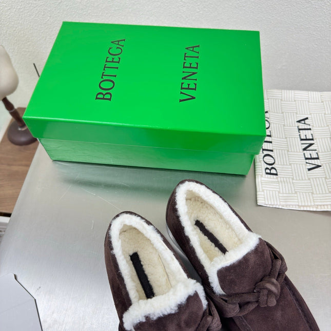 BOTTEGA VENETA 26S LOAFERS IN DARK BROWN SUEDE AND WHITE WOOL