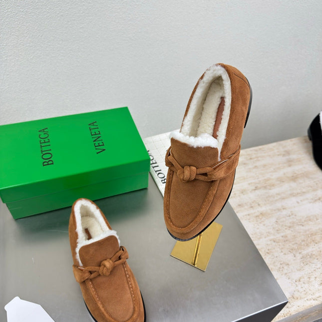 BOTTEGA VENETA 26S LOAFERS IN BROWN SUEDE AND WHITE WOOL