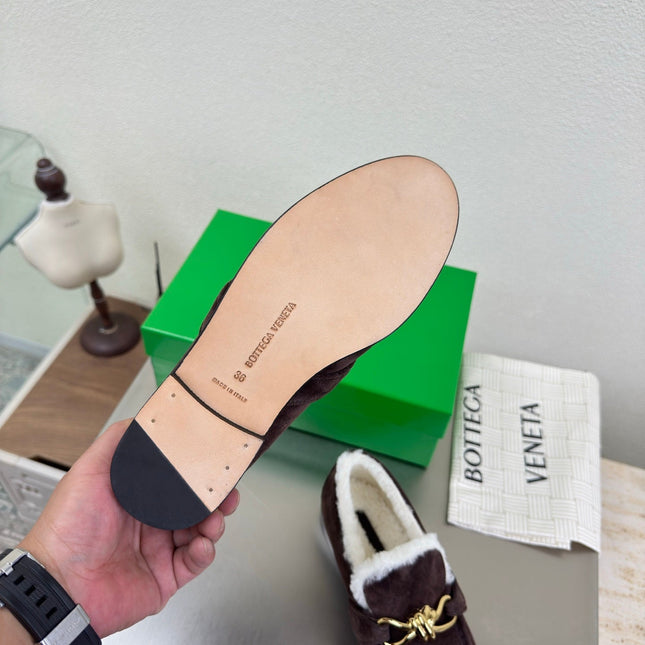BOTTEGA VENETA 26S LOAFERS IN DARK BROWN SUEDE AND WHITE WOOL WITH GOLD HARDWARE
