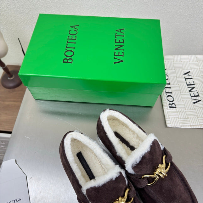 BOTTEGA VENETA 26S LOAFERS IN DARK BROWN SUEDE AND WHITE WOOL WITH GOLD HARDWARE