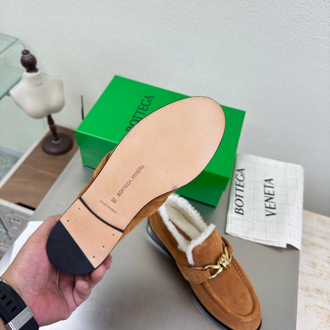 BOTTEGA VENETA 26S LOAFERS IN BROWN SUEDE AND WHITE WOOL WITH GOLD HARDWARE