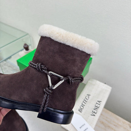 BOTTEGA VENETA 26S FUR-LINED BOOTS IN DARK BROWN SUEDE AND WHITE WOOL