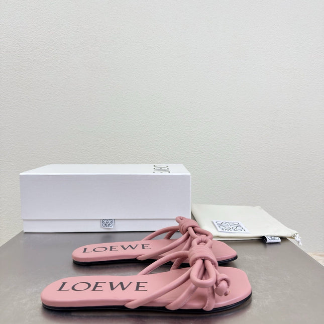 LOEWE 26S FLAMENCO KNOT SANDAL IN PINK CALFSKIN