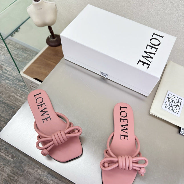 LOEWE 26S FLAMENCO KNOT SANDAL IN PINK CALFSKIN