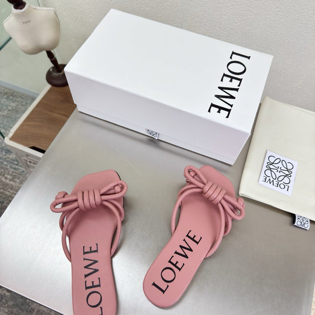 LOEWE 26S FLAMENCO KNOT SANDAL IN PINK CALFSKIN