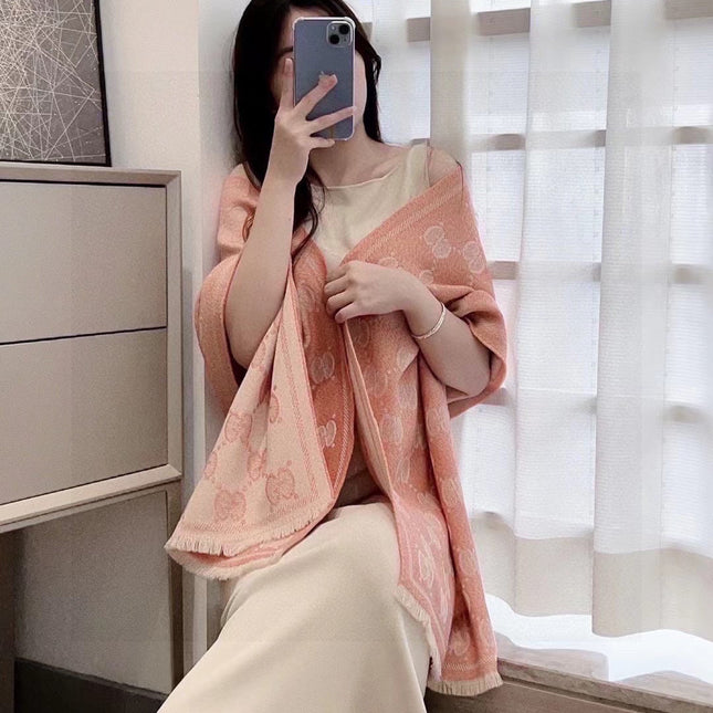 SCARF 195 CM IN MELON ORANGE WOOL  399810