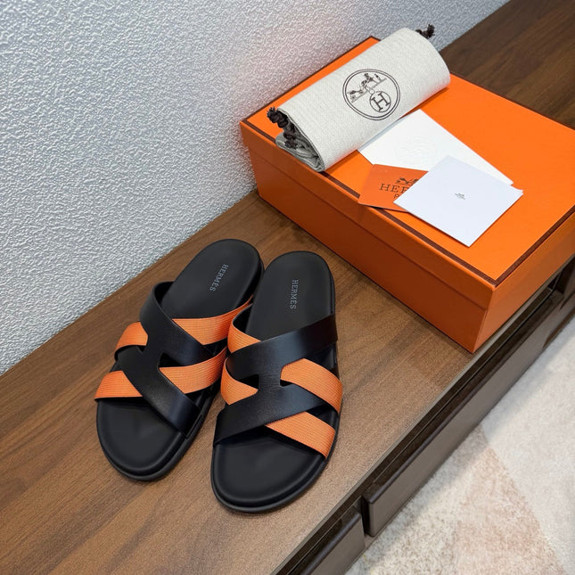 HM 26S KAZIMIR SANDAL IN BLACK CALFSKIN AND ORANGE FABRIC