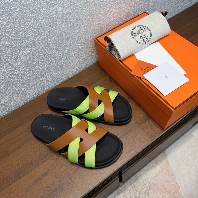 HM 26S KAZIMIR SANDAL IN CARAMEL BROWN CALFSKIN AND LIME GREEN FABRIC