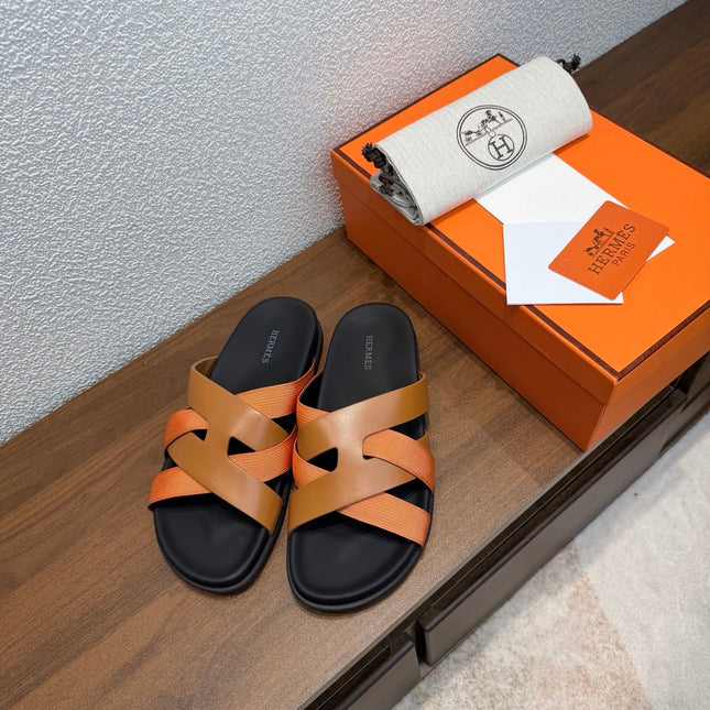 HM 26S KAZIMIR SANDAL IN CARAMEL BROWN CALFSKIN AND ORANGE FABRIC