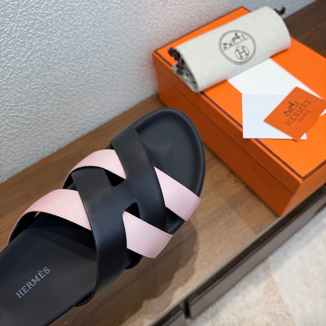 HM 26S KAZIMIR SANDAL IN BLACK CALFSKIN AND PINK FABRIC