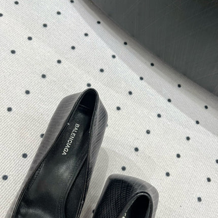 CLASSIC PUMPS 65MM IN BLACK LIZARD PATTERN CALFSKIN