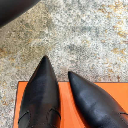 HM 26S FLAT ANKLE BOOTS IN BLACK CALFSKIN