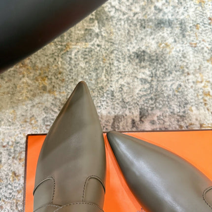 HM 26S FLAT ANKLE BOOTS IN KHAKI GREY CALFSKIN