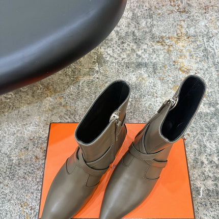 HM 26S FLAT ANKLE BOOTS IN KHAKI GREY CALFSKIN