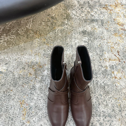HM 26S FLAT ANKLE BOOTS IN DARK BROWN CALFSKIN