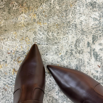HM 26S FLAT ANKLE BOOTS IN DARK BROWN CALFSKIN