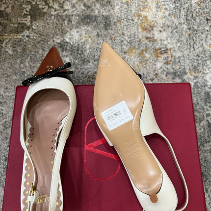 VALENTINO 26S BOW SLINGBACKS 45 MM IN WHITE AND BROWN CALFSKIN