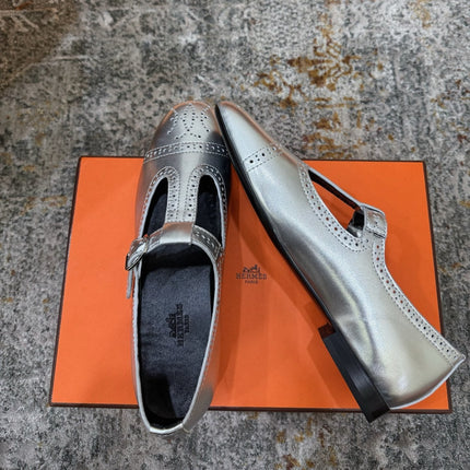HM 26S PERFORATED BALLET FLATS IN SILVER CALFSKIN