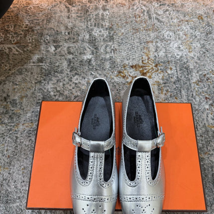 HM 26S PERFORATED BALLET FLATS IN SILVER CALFSKIN