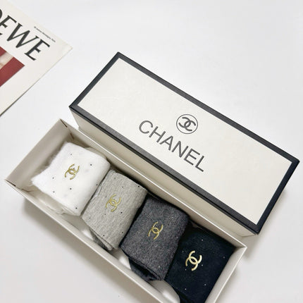 CHANEL 26S CREW SOCKS 400454 (1 BOX)