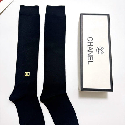 CHANEL 26S CREW SOCKS 403618 (1 BOX)