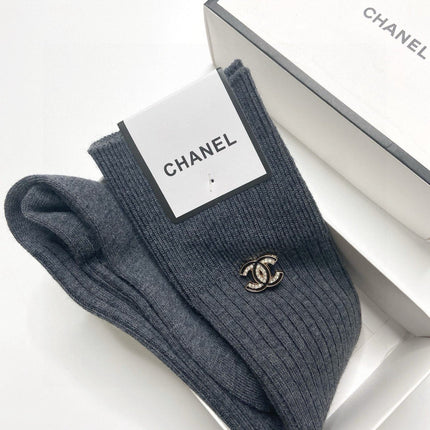 CHANEL 26S CREW SOCKS 403629 (1 BOX)