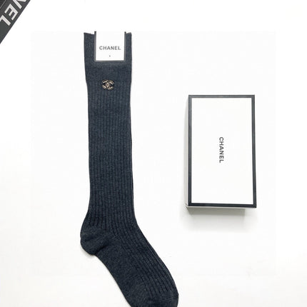 CHANEL 26S CREW SOCKS 403629 (1 BOX)