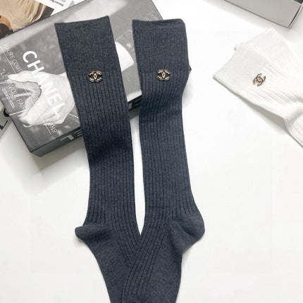 CHANEL 26S CREW SOCKS 403629 (1 BOX)
