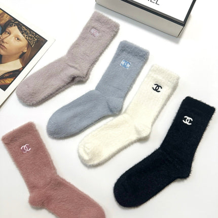 CHANEL 26S CREW SOCKS 403634 (1 BOX)