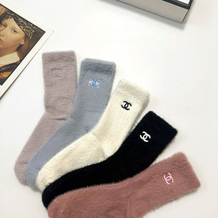 CHANEL 26S CREW SOCKS 403634 (1 BOX)
