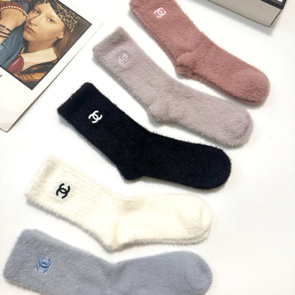 CHANEL 26S CREW SOCKS 403634 (1 BOX)