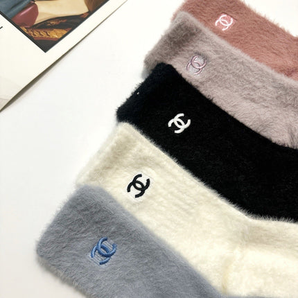 CHANEL 26S CREW SOCKS 403634 (1 BOX)