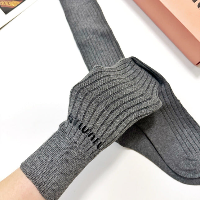 MIUMIU 26S CREW SOCKS 403651 (1 BOX)