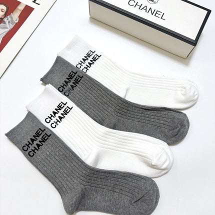 CHANEL 26S CREW SOCKS 403667 (1 BOX)