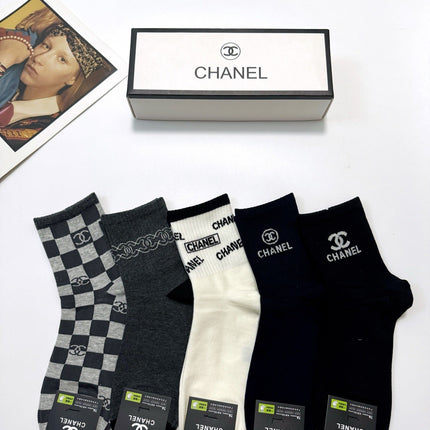 CHANEL 26S CREW SOCKS 405368 (1 BOX)