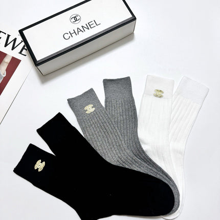CHANEL 26S CREW SOCKS 405379 (1 BOX)