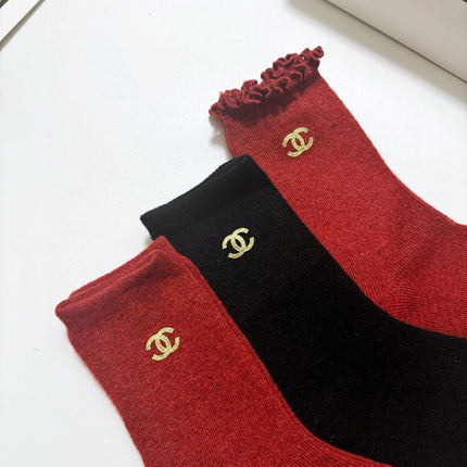 CHANEL 26S CREW SOCKS 407172 (1 BOX)