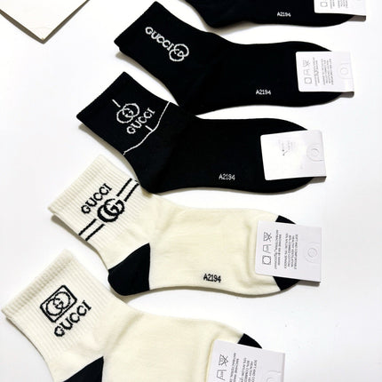GUCCI 26S CREW SOCKS 407176 (1 BOX)