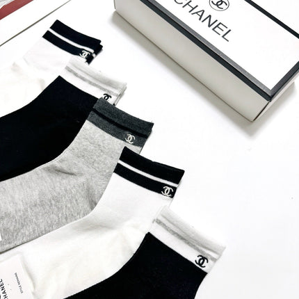 CHANEL 26S ANKLE SOCKS 407179 (1 BOX)