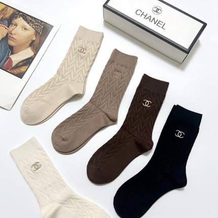 CHANEL 26S CREW SOCKS 407181 (1 BOX)